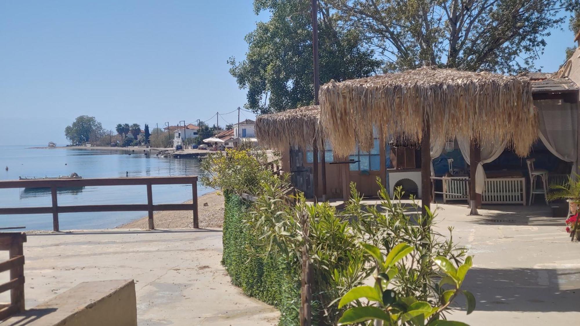 Stone Villa Inside Sea- Kids'Land Platanidia Extérieur photo